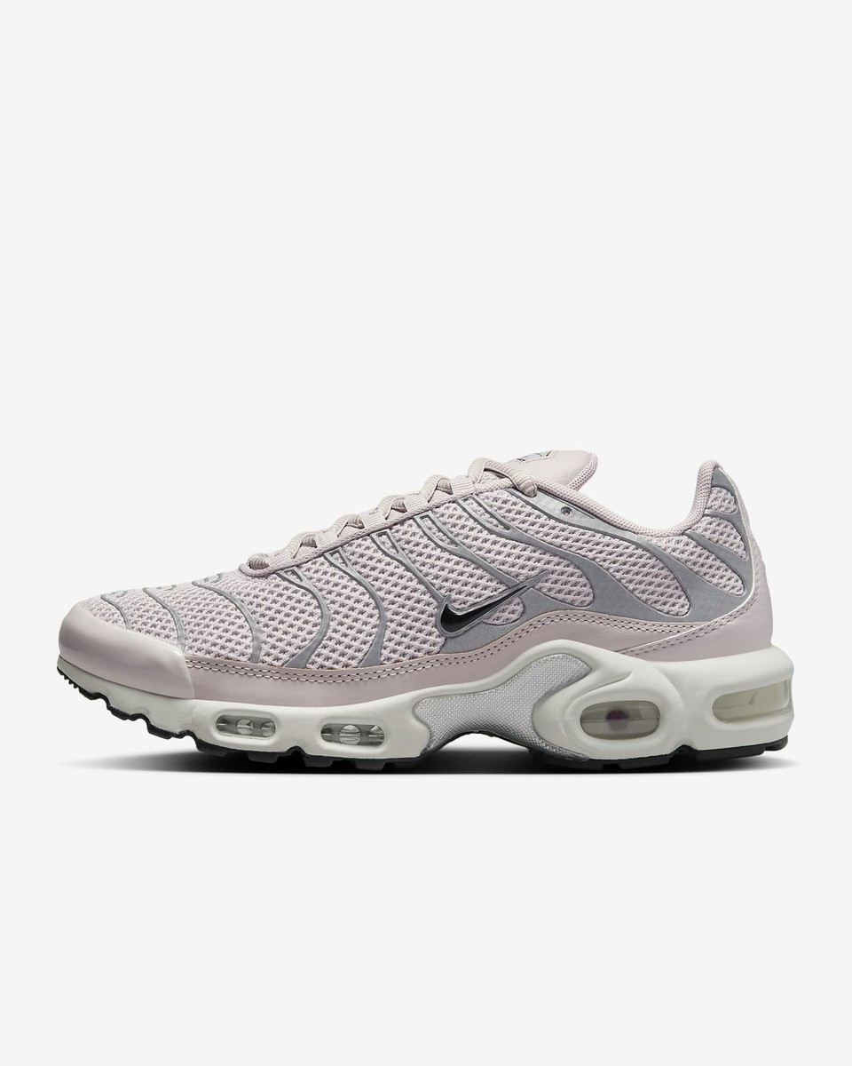 Nike Air Max シューズ グレー/ホワイト/バーガンディ FV8480-001 Nike Air Max Plus Light Pink Silver (Women's) | eBay