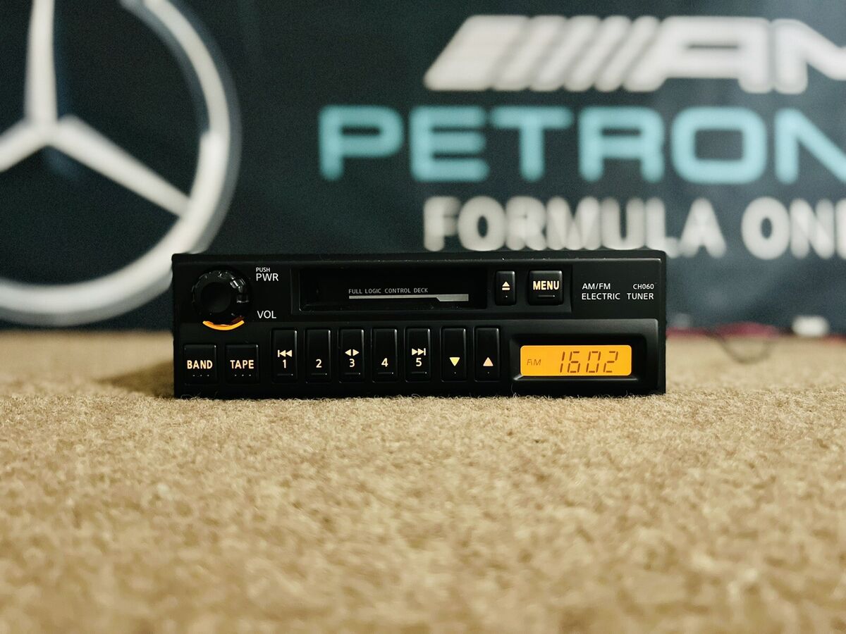 Nissan Car AutoRadio FM/AM Cassette Player Electric Tuner Nissan Car AutoRadio FM/AM Cassette Player Electric Tuner
