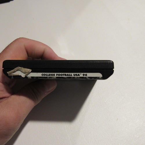 Cartucho vintage de fútbol americano universitario USA 96 (Sega Genesis, 1995) - Imagen 3 de 4