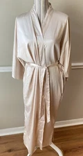 Sioro Womens Robe Size L Large Blush Nude Bridal Satin Tie Belt Pockets Nwt