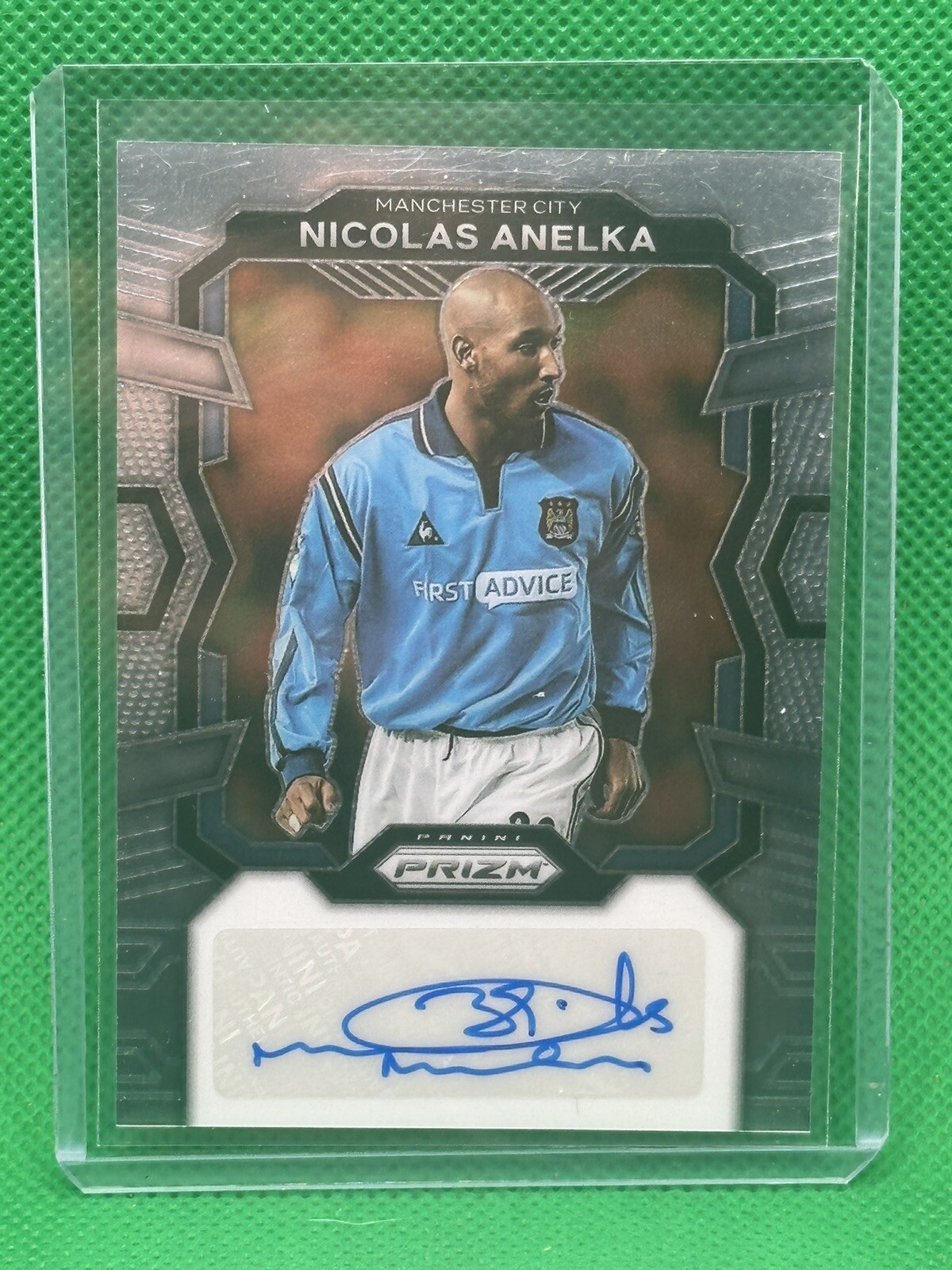 2020-21 Panini Impeccable クルトワ 直筆サインカード 11141649_6190bf9696fdb.jpg