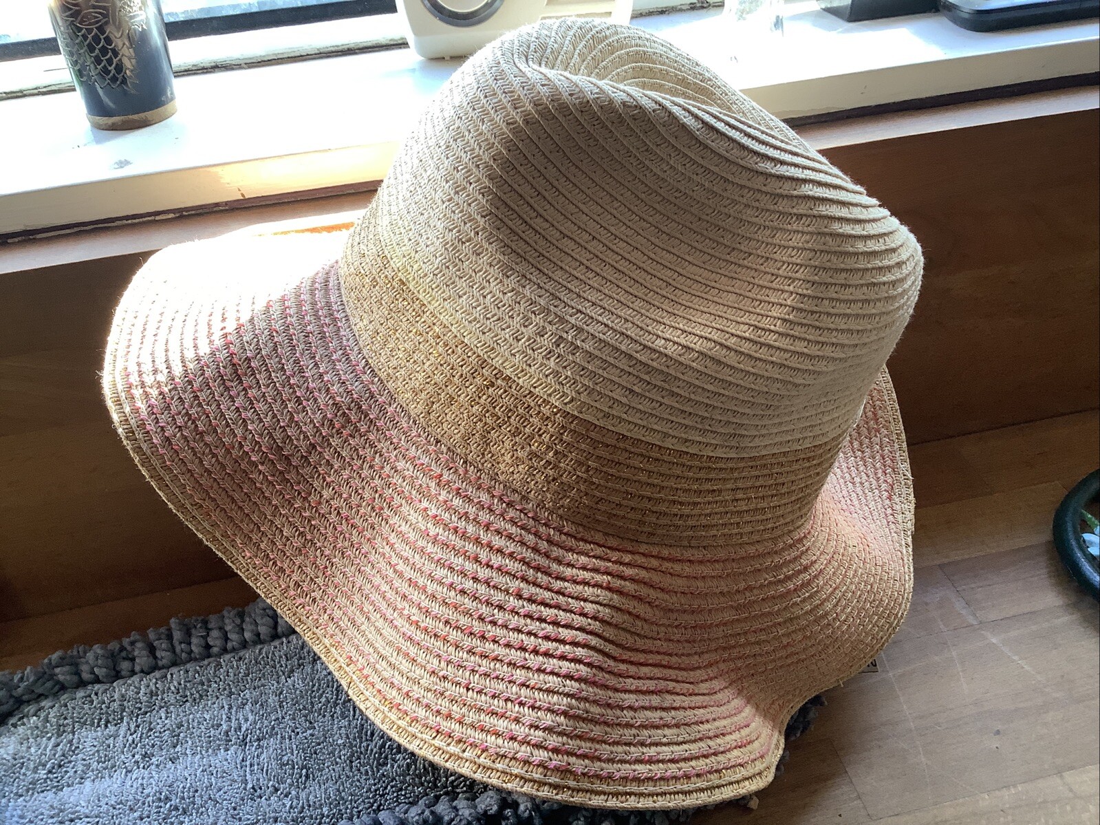 Picture 2 of 3