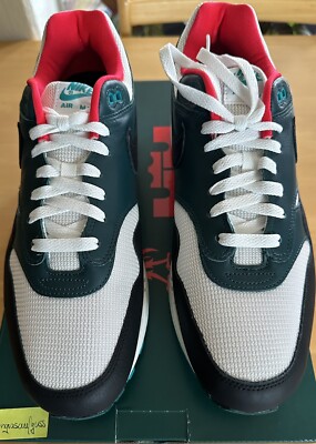 Nike Air Max 1 LeBron James Liverpool F.C. EU47,5/US13 FB8914-100 Neu+OVP