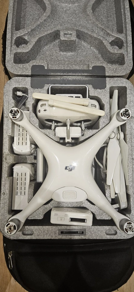 DJI Phantom 4 PRO - Image 2 of 4