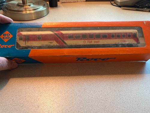 HO ROCO 44280 DB GERMAN TUI TREFF VACATION HOLIDAY EXPRESS COACH CAR/Wrong Box - Picture 2 of 15