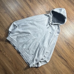 nike mini swoosh oversized boxy sweatshirt in grey