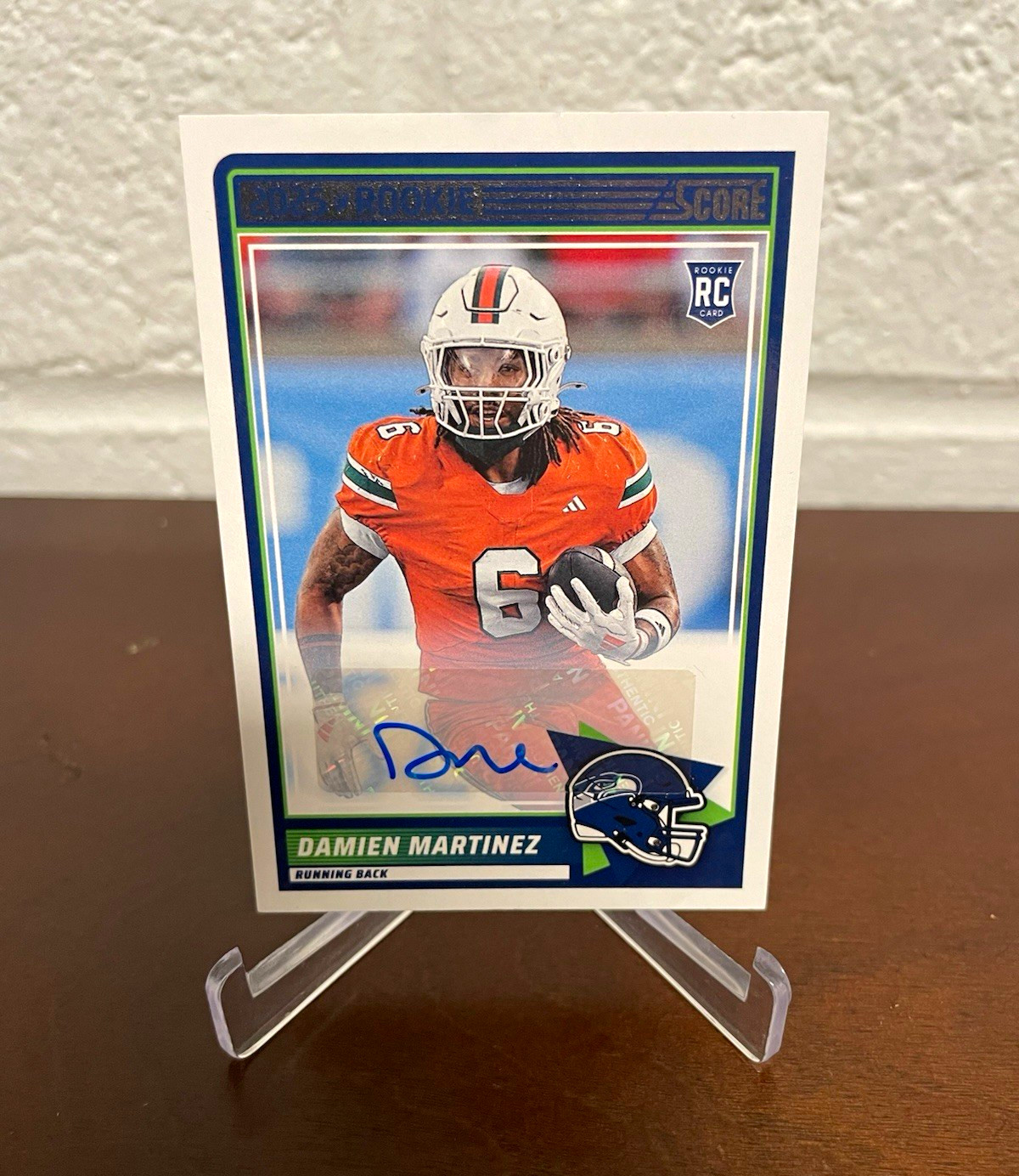 Damien Martinez Panini Score #46 Rookie Autograph