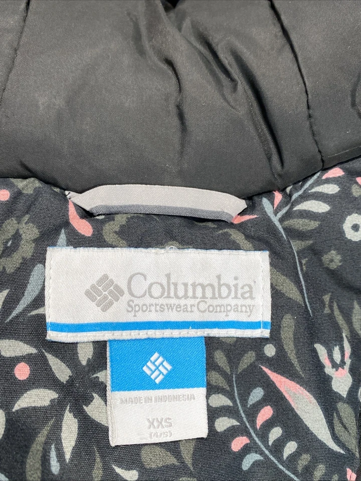 Chaqueta Columbia Niñas Floral Puffer Rosa Negra Talla XXS 4/5 Con Capucha Cremallera Completa Foto 4 de 4
