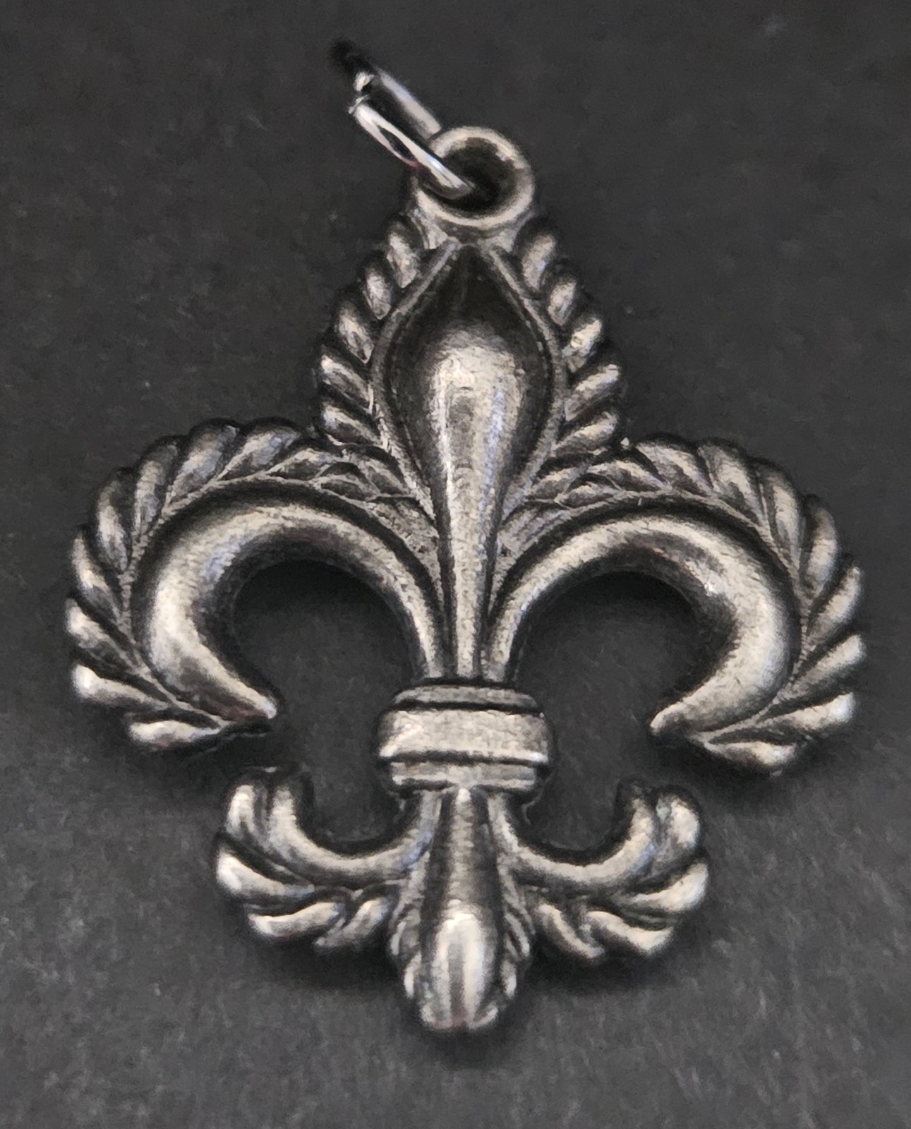 Antiqued Silver-tone Fleur De Lis Charm Pendant