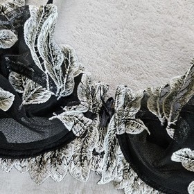 Lise Charmel Bra 36C Black & White Feather Embroidery Unlined Underwire Bralette