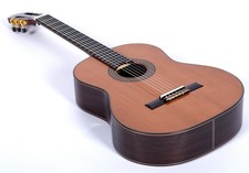 Top Quality 39 Inch Solid Cedar Classical Guitar Rosewood Body and Fingerboard