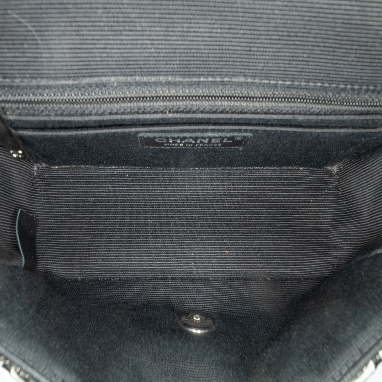 Authenticated Chanel Mini Rectangular Classic Rib… - image 4