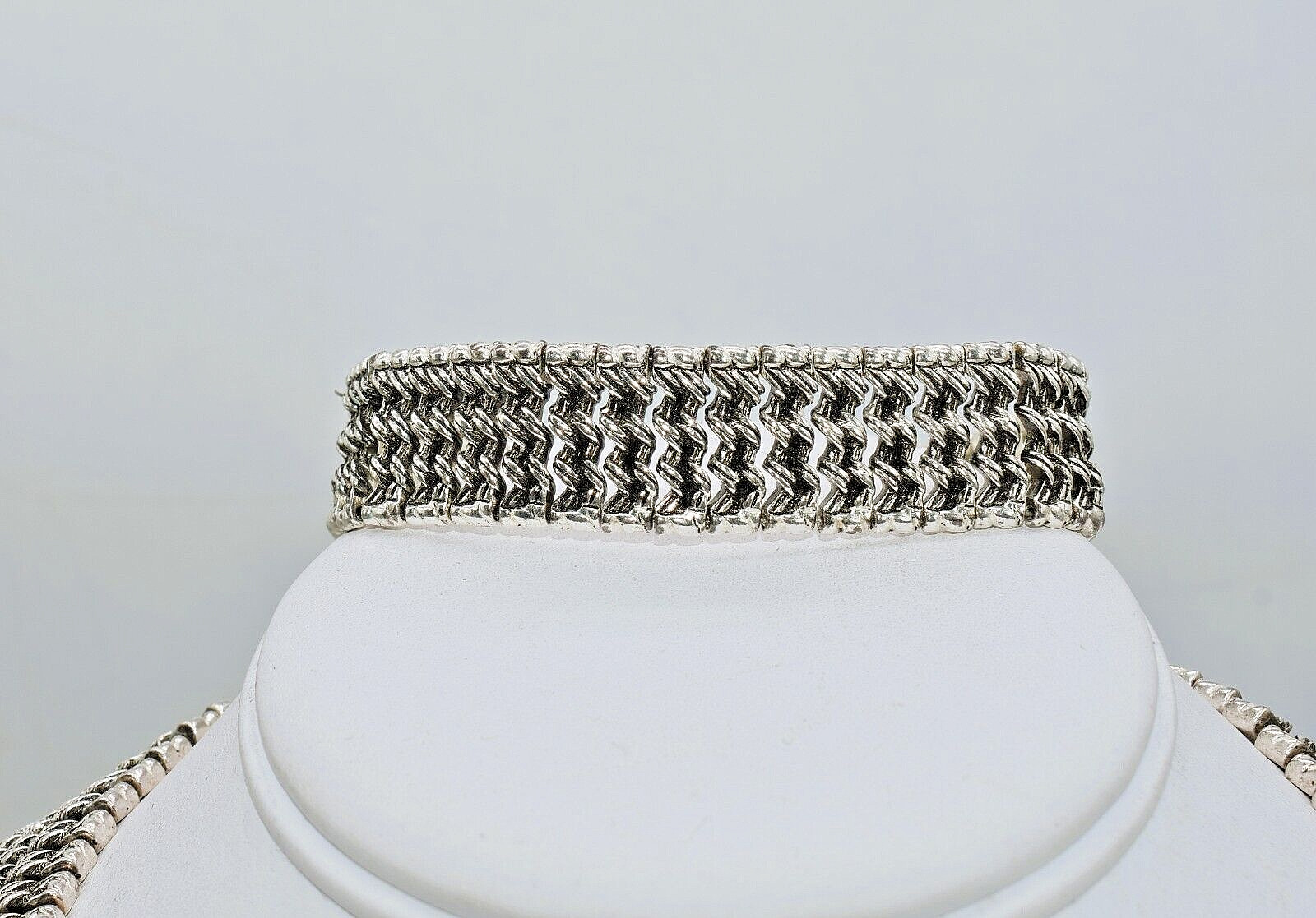 Napier Silver Tone Textured Link Statement Neckla… - image 3