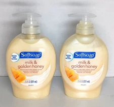 Softsoap 7.5 oz  Handsoap Milk & Golden Honey Hand Soap Lot of 2