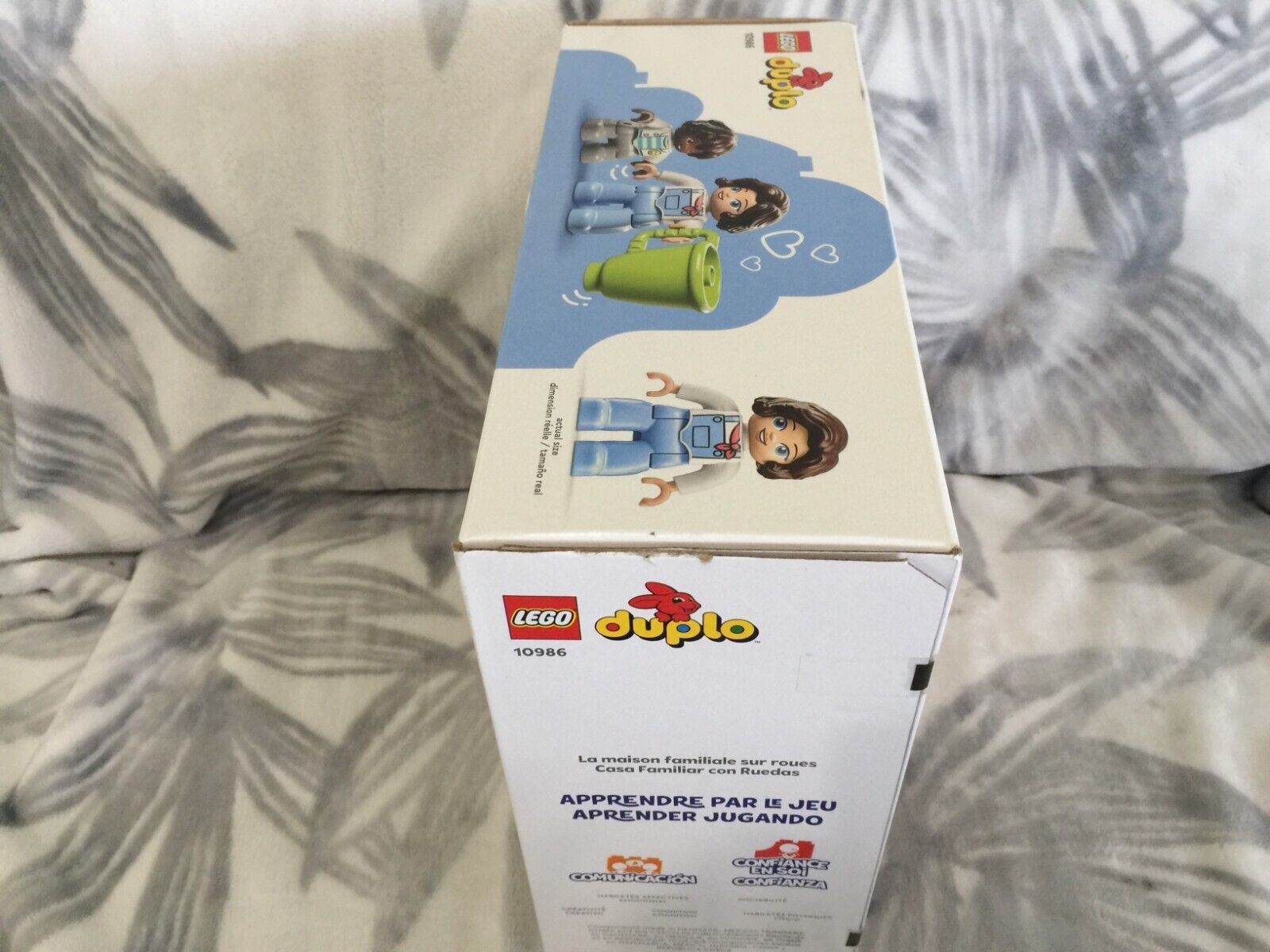 LEGO DUPLO Family House on Wheels 10986, auto de juguete para niños y niñas  de 2 años de edad, juguetes de aprendizaje preescolar, juego de ladrillos