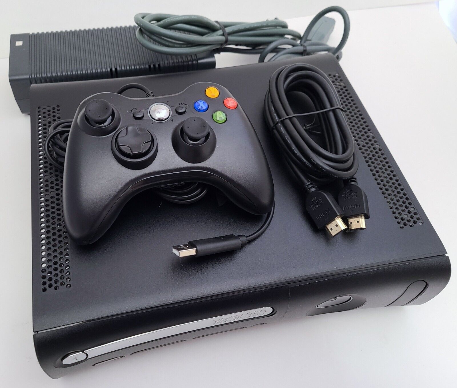 Xbox 360 Elite Black Console Bundle Controller Cable HDD 5 Video Games  Microsoft 190341986511