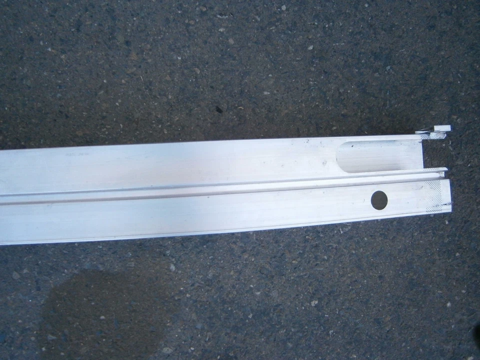 dp60983 Nissan Leaf 2011 2012 rear bumper reinforcement impact bar OEM - Изображение 2 из 4