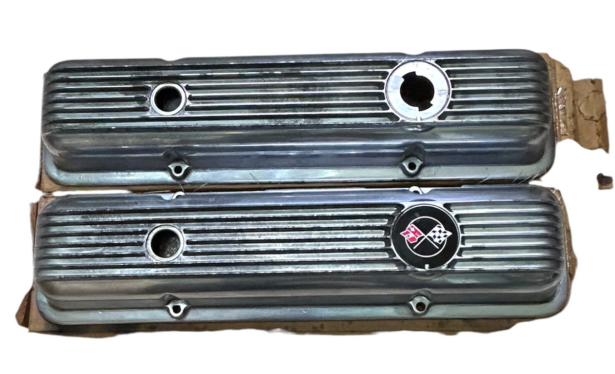 ORIGINAL GM NOS CAMARO Z28 CORVETTE SM BLOCK ALUMINUM VALVE COVERS