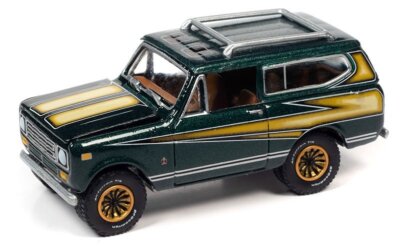 INTERNATIONAL Scout II Midas Edition - 1979 - green - Johnny Lightning 1:64
