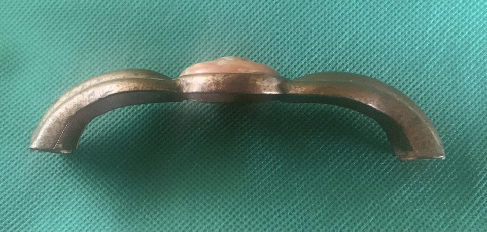 Tirador de cajón Art Deco herrajes antiguos de baquelita de los años 20 4,25” centros Foto 4 de 4