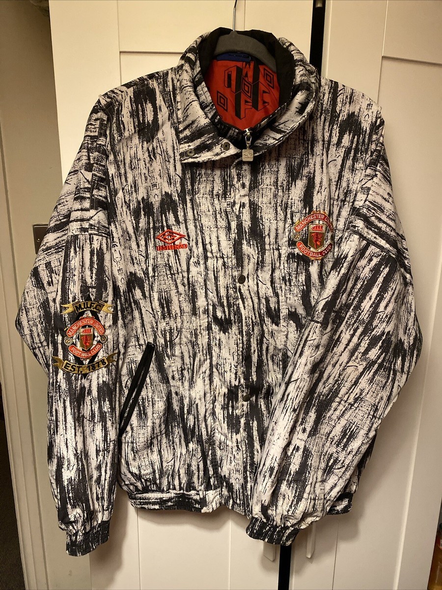 Rare vintage 90's Manchester United Football Club Umbro tracksuit