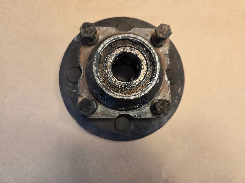 Conjunto de buje de rueda delantera original Triumph TR3 TR4 TR 5 TR6 114284 Foto 2 de 4