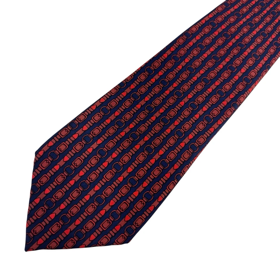 Corbata para hombre Hermes cinturones ecuestres azul marino y rojo seda 858 PA 3,25" (W) 56" (L) Foto 4 de 4