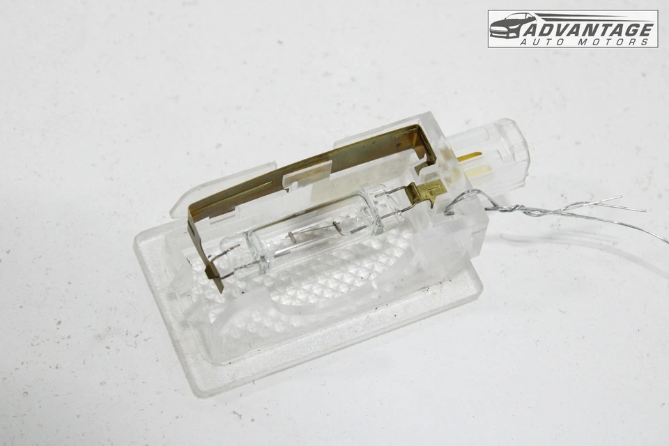 2006-2023 DODGE CARREGADOR TRASEIRO DIREITO INTERIOR PORTA LÂMPADA DE CORTESIA FABRICANTE DE EQUIPAMENTO ORIGINAL - Imagem 3 de 4