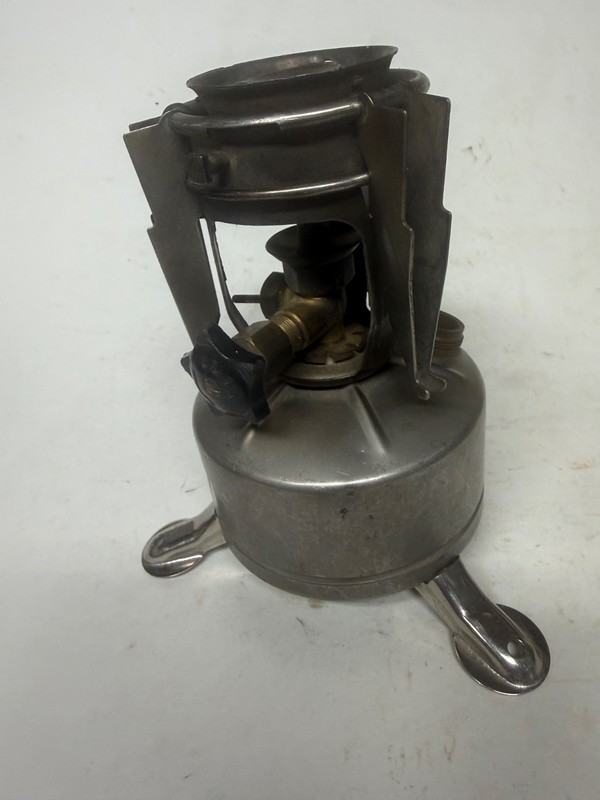 RARE CAMPING STOVE  FUEL U S M 1942 PW-1-45