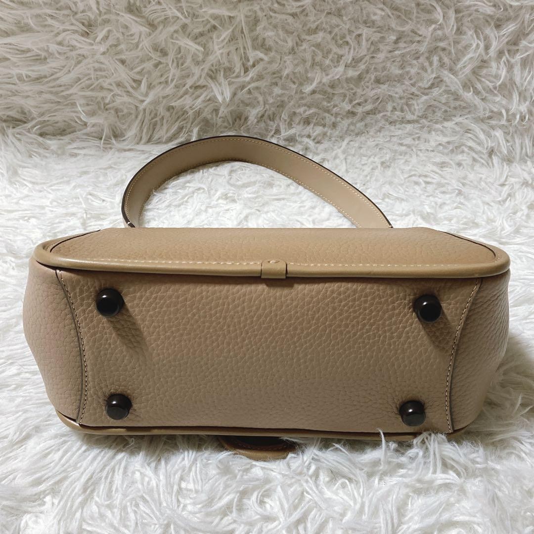 Extremely Beautiful Recent Model COACH Coach Hand… - image 13