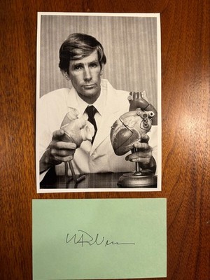 Vintage Dr. William DeVries Signed 3x5 Card + Photo Artificial Heart Surgeon