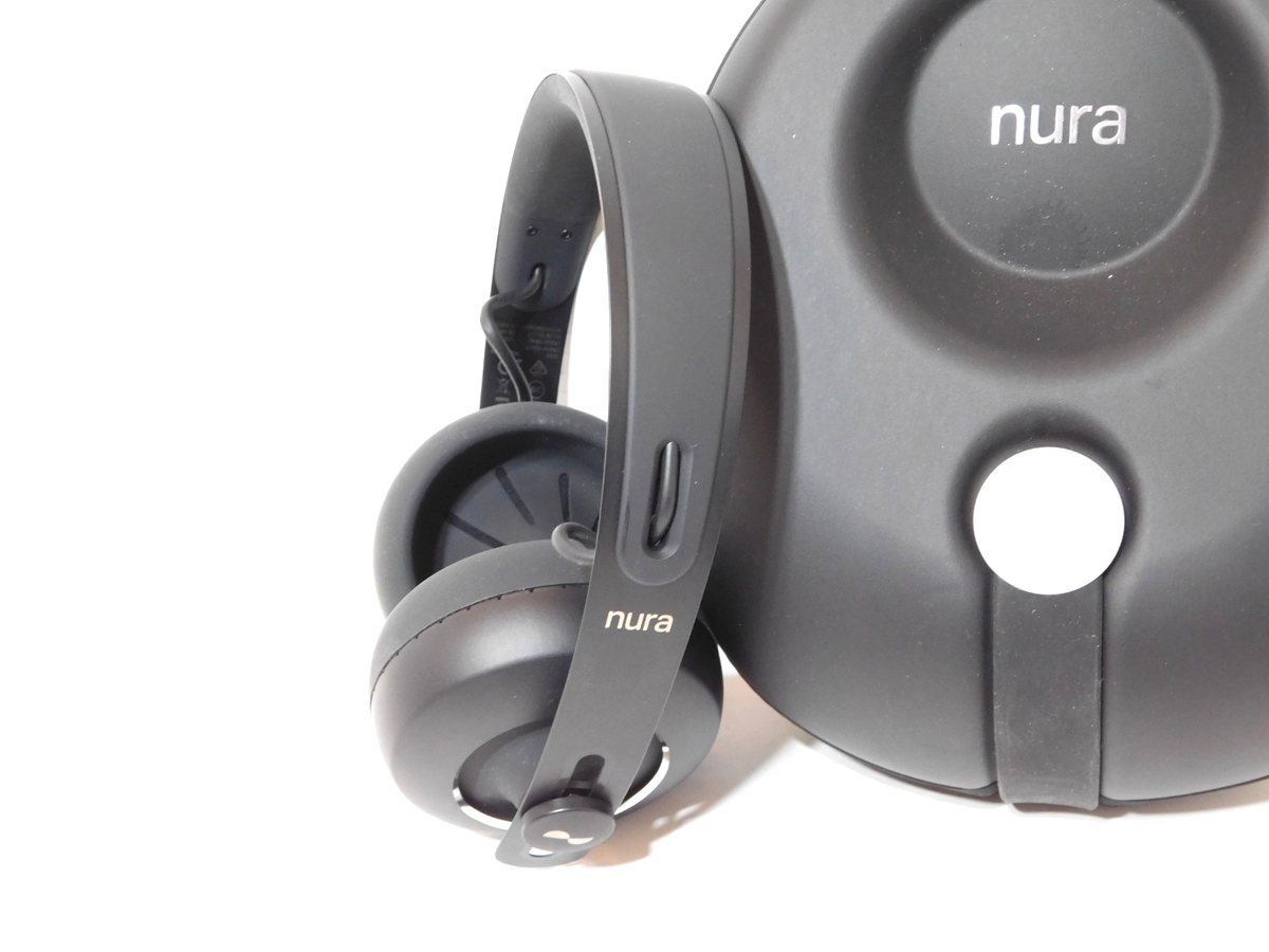 Nura Nuraphone 100B Headphones in Hard Case w/ Charging Cable +