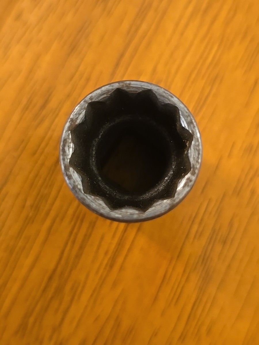 英　1225 Amazon.com: PLENTZOM Radiator Cap 49085-1003 49085-1070