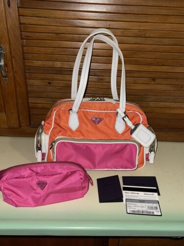 PRADA Y2K Hot Pink Mini Hobo Bag RE Nylon Tessuto Y2K 90s Linea Rossa  Pochette Silver Hardware Leather Details