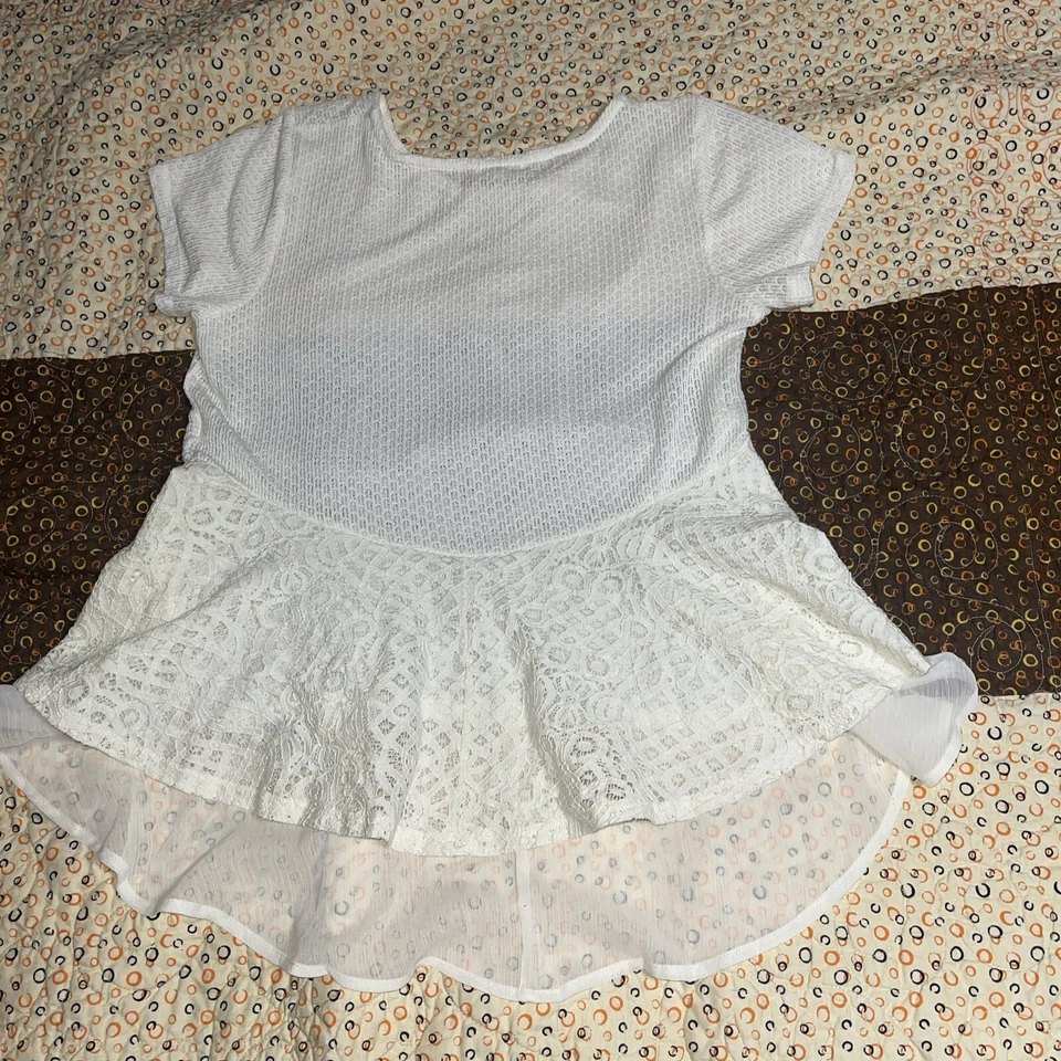 Sombra feminina multicolorida manga curta tamanho grande - Imagem 2 de 4