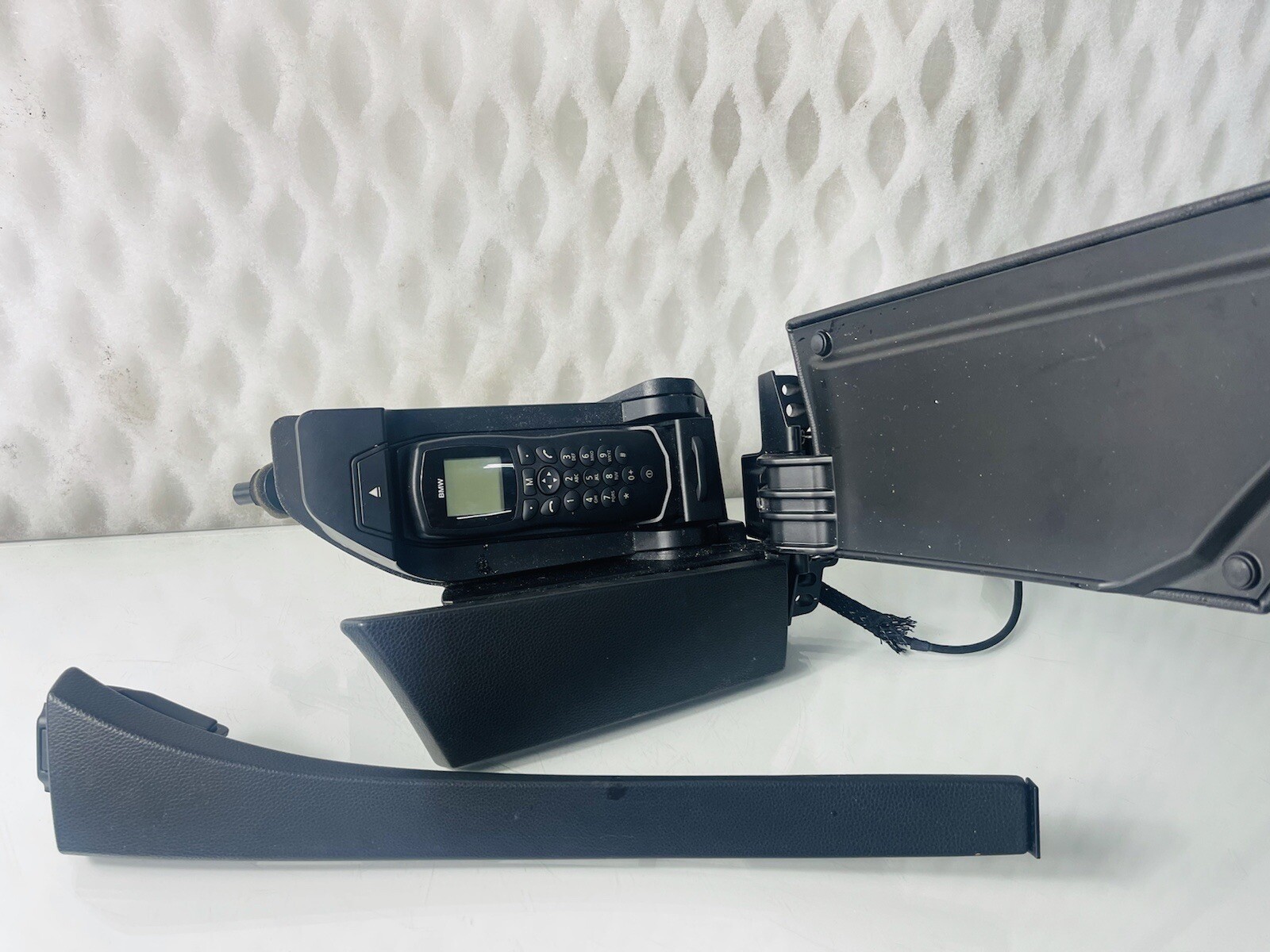 BMW E60/E61 -2005- Leder MAL vorn m. Telefon Konsole : 6950620-01 