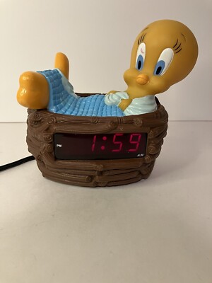Tweety Bird Digital Alarm Clock Vintage 1996 Warner Bros Tested