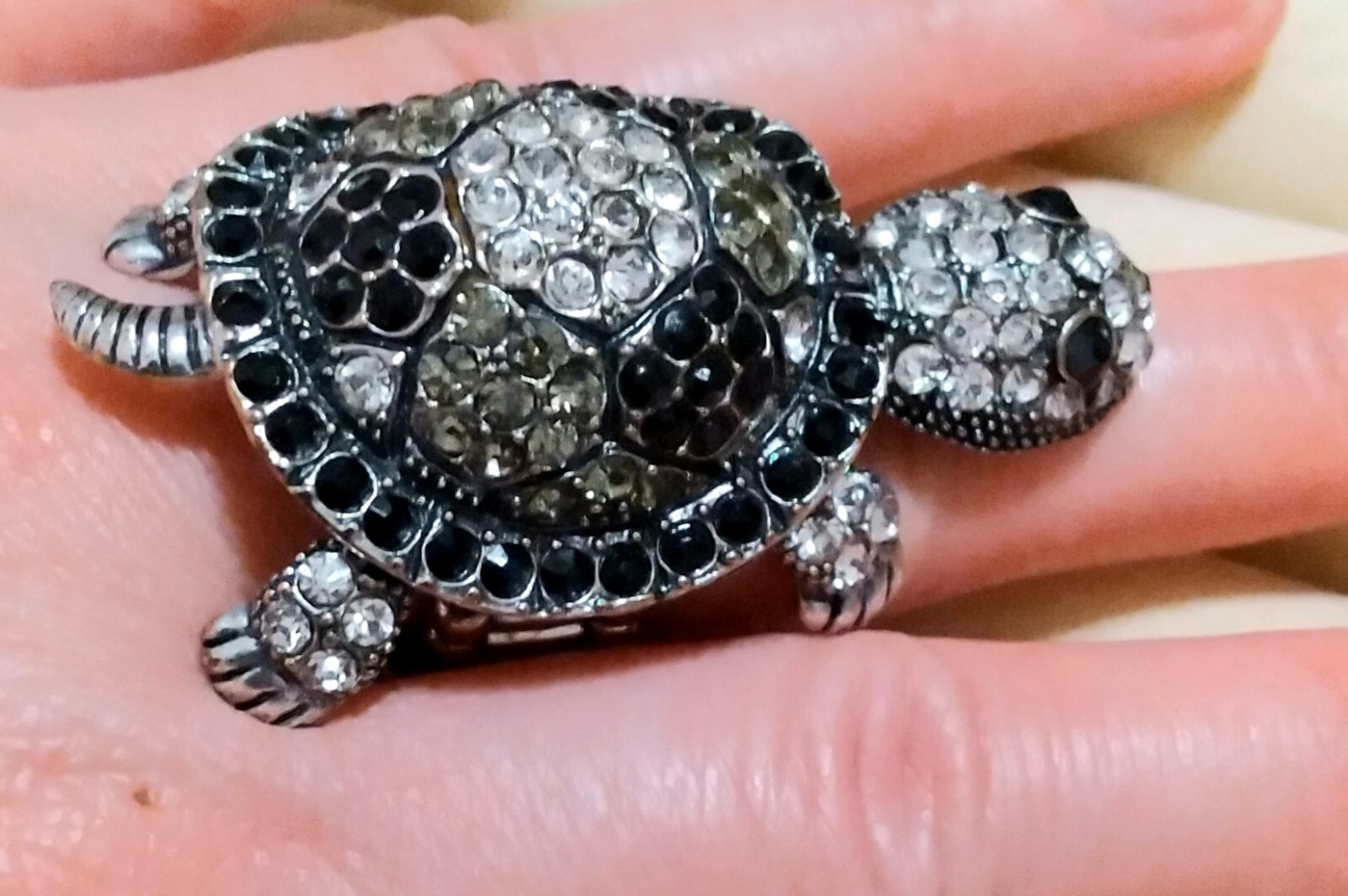Adjustable Large Wiggle Turtle Ring Black Gray & … - image 14