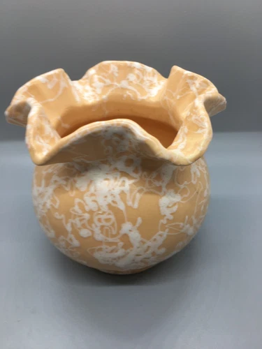 Shawnee Cameo Vase