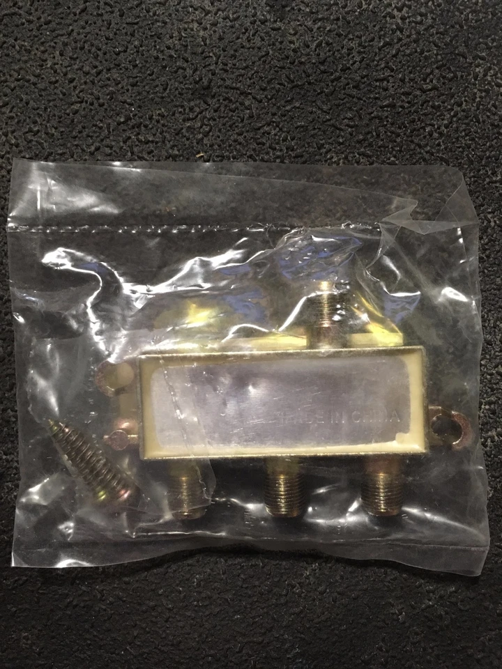 Divisor de 3 vías Perfect Vision sin alimentación que pasa 5-1000 Mhz (PV22104) Foto 2 de 2