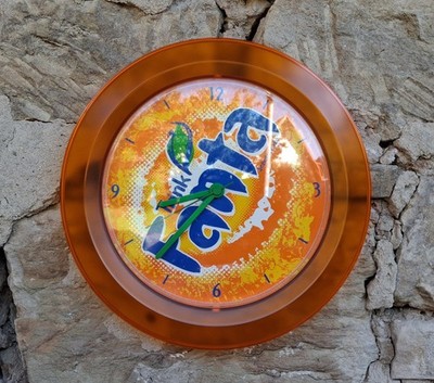 ***VINTAGE WANDUHR*FANTA*POPPIGE WERBEUHR*ORANGE*90ER JAHRE*TIME ONE*RETRO***