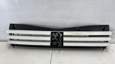 Calandre Peugeot 205