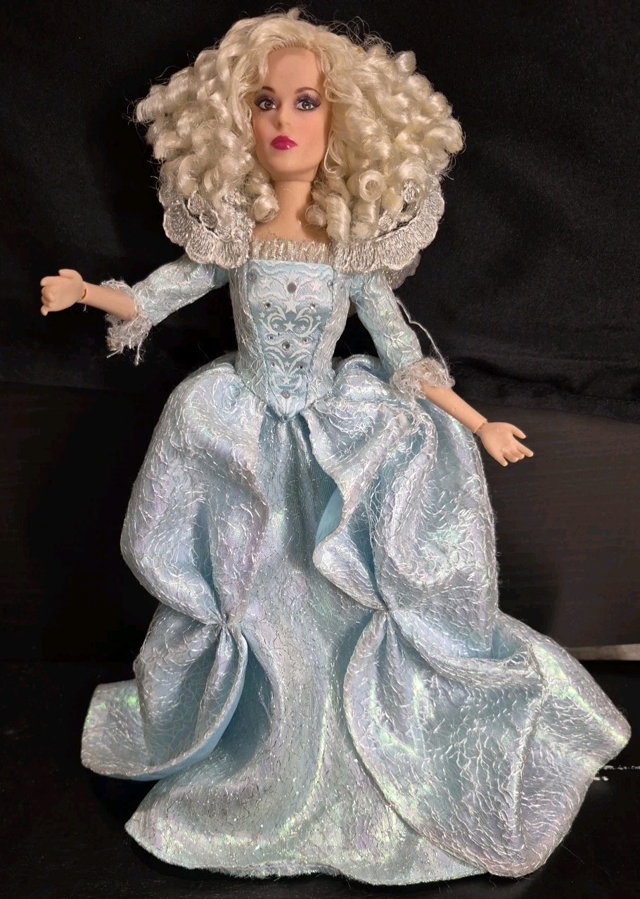 2015 Disney Store Fairy Godmother Cinderella Film Live Actio