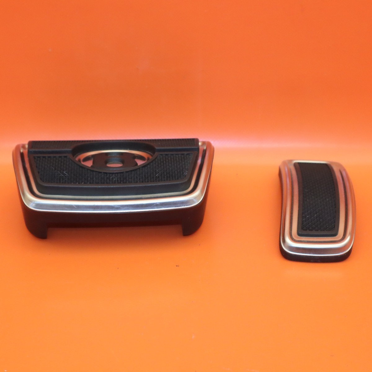 Bentley Bentayga 2016-2020 Accelerator pedals Set P/N 36B723173A