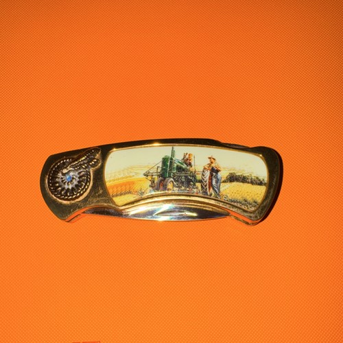 John Deere Collectible Folding Pocket Knife with Farm Scene Artwork