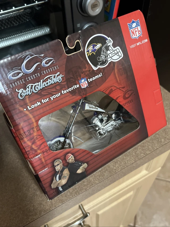 Rare 2005 ERTL NFL Baltimore Ravens Orange County Choppers 1:18 Motorcycle OCC - Image 4 of 4