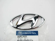 New Rear Trunk Deck Lid Emblem OEM For 2011-2016 Hyundai Equus 863003N000