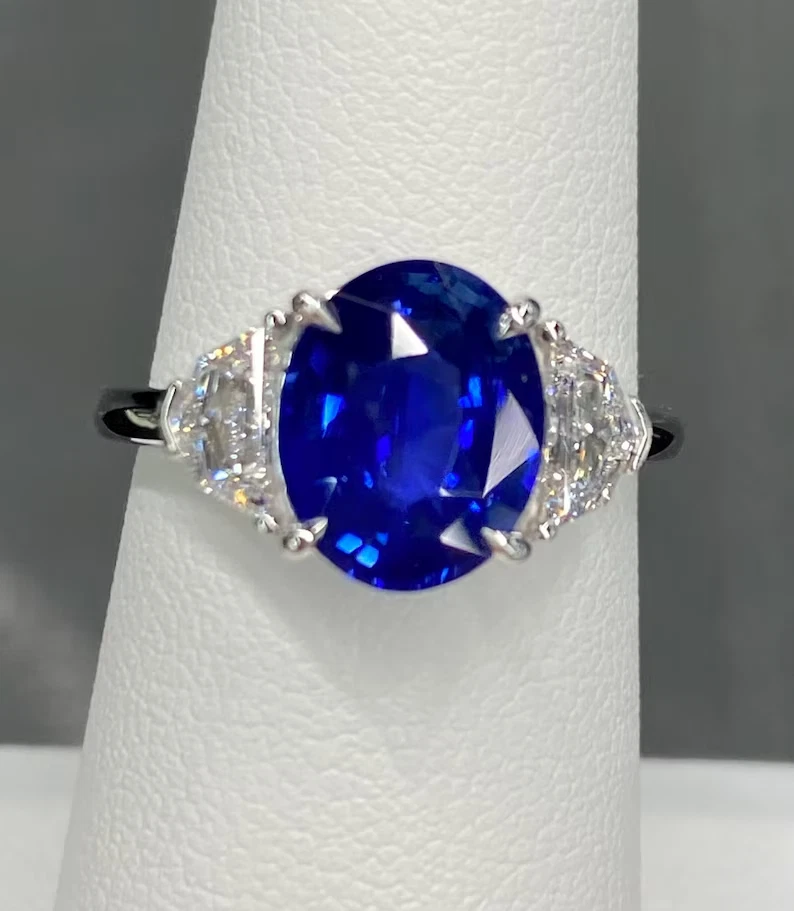 3.70 Ct Natural Tanzanite Diamond Bridal proposal Solid 18k White Gold Ring - Image 3 of 4