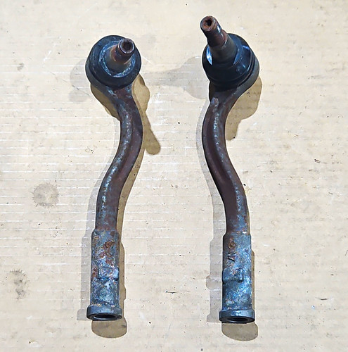 Lamborghini Urus Front Left, right Tie rod ends Pair P/N 027061235 Photo - $100