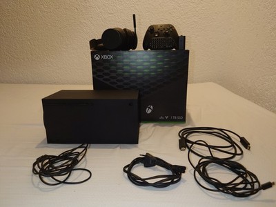 Xbox Series X 1TB (Disc-Laufwerk)  + Xbox Wireless Headset + 11 Spiele